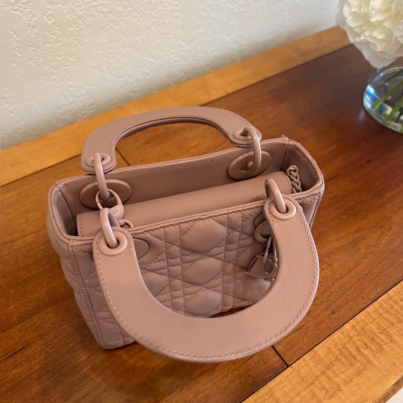 Dior Mini Lady Bag in Ultramatte Dusty Mauve - Picture 5 of 8